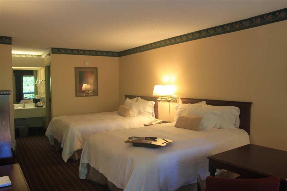 Baymont By Wyndham Mcdonough Hotel Ruang foto